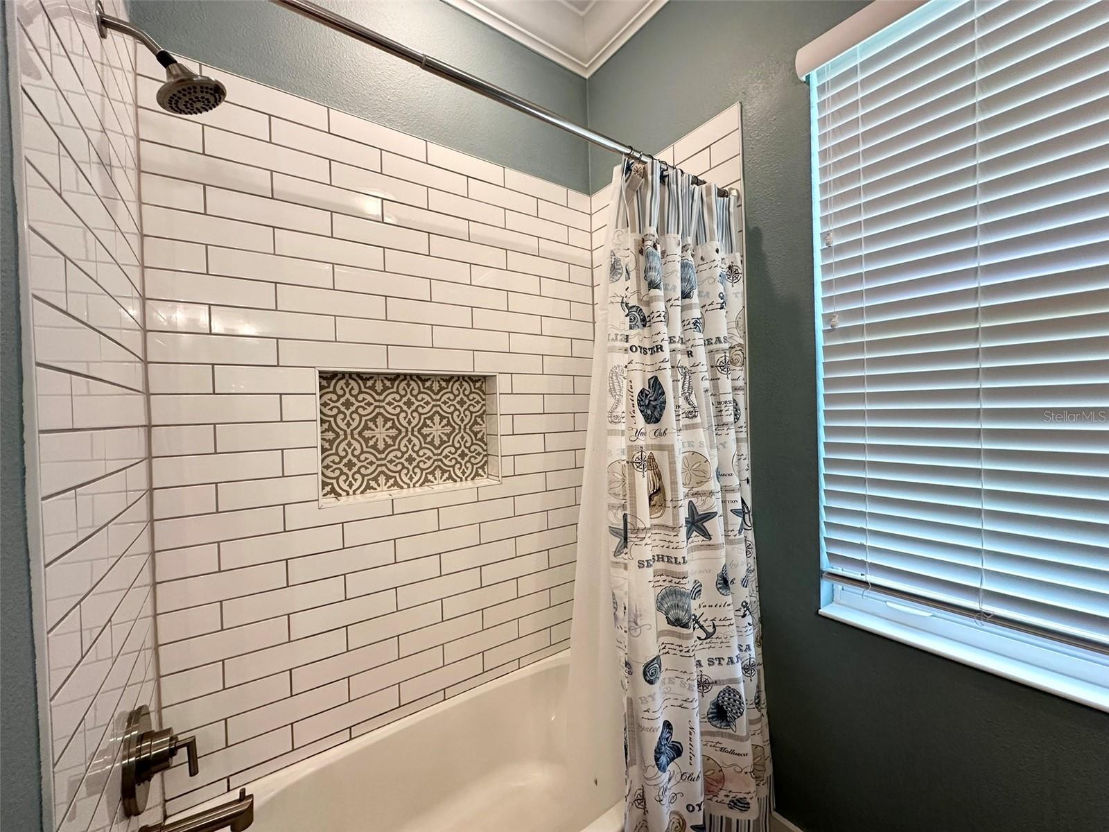 Image 43 of 84 For 1802 5th Street E