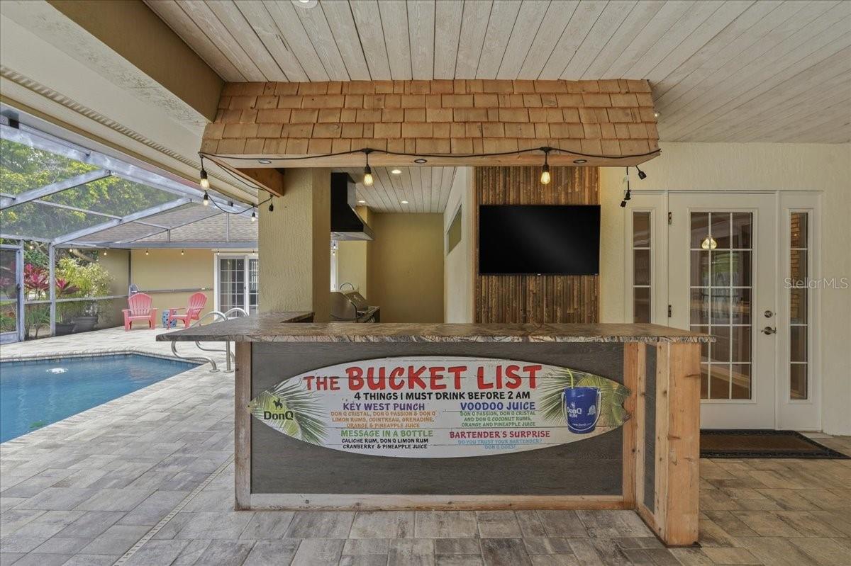 Image 52 of 69 For 325 Sheffield Circle W