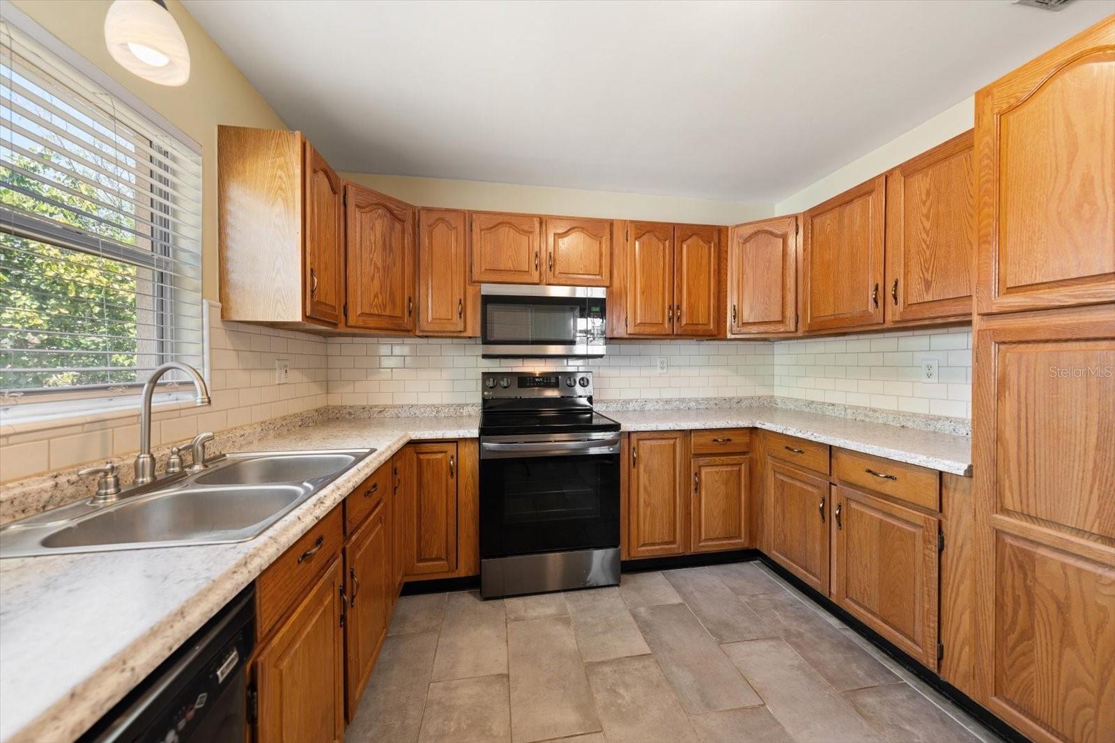 Image 11 of 24 For 7504 91st Street