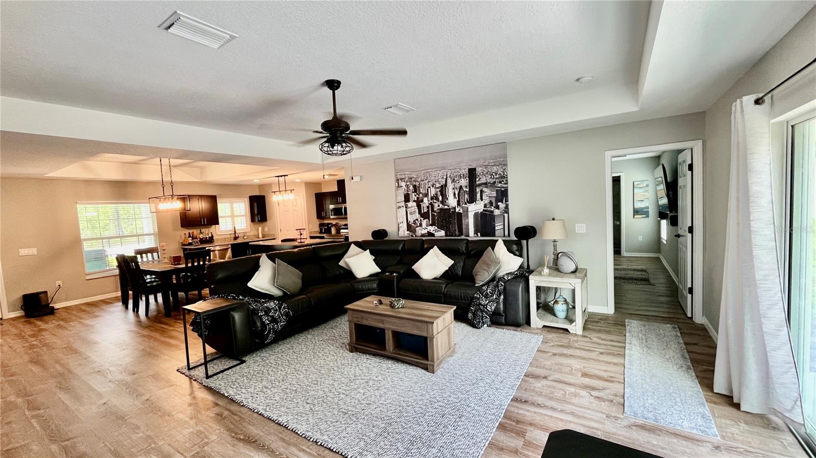 Image 20 of 51 For 13486 English Sparrow Road