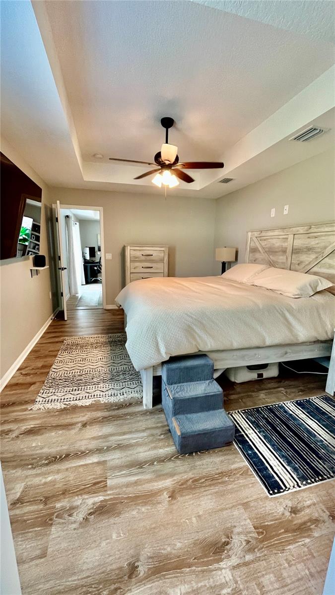 Image 23 of 51 For 13486 English Sparrow Road