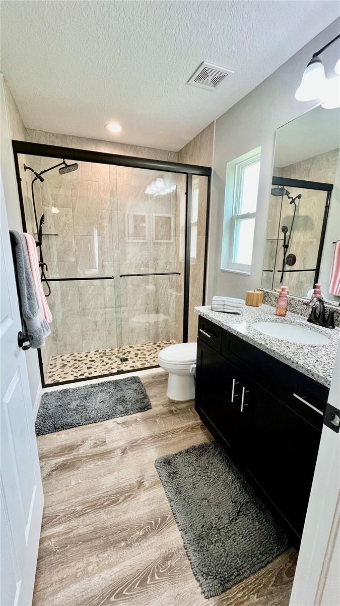 Image 25 of 51 For 13486 English Sparrow Road