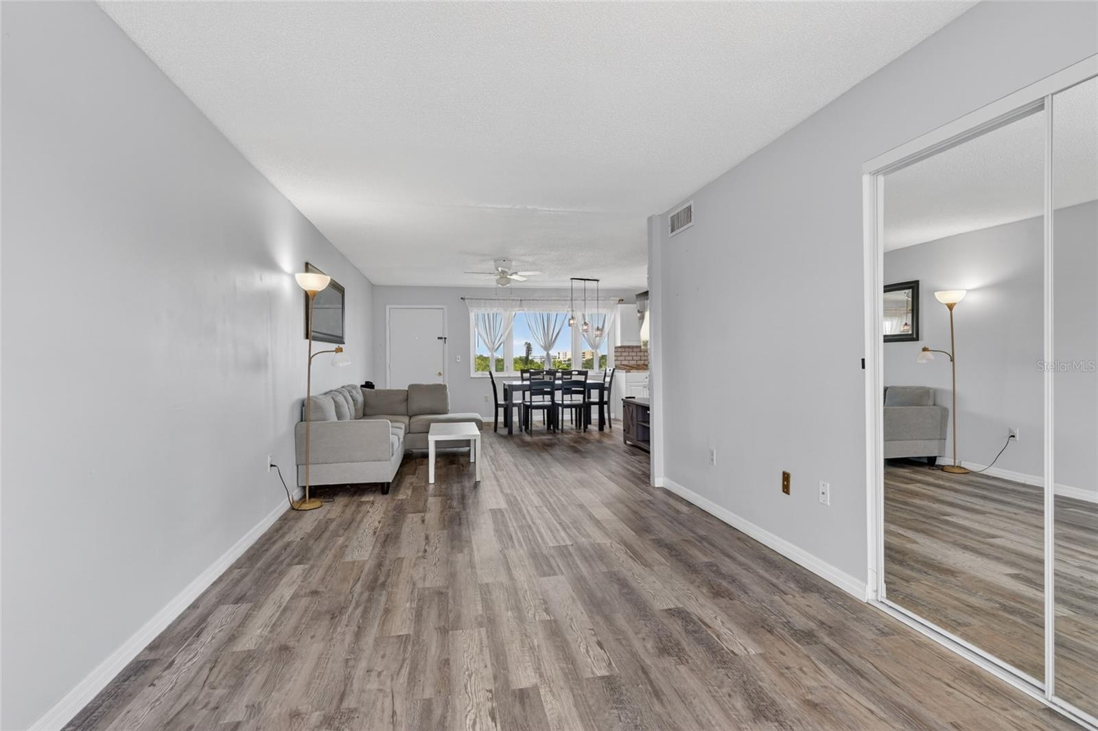 Image 13 of 28 For 4440 Ironwood Circle 508d