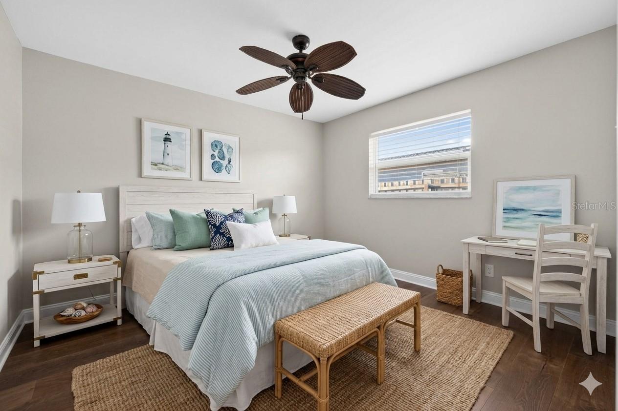 Image 18 of 22 For 4200 Beach Drive Se