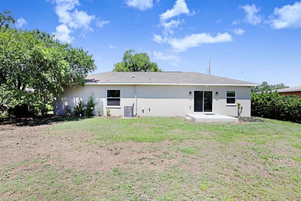 Image 25 of 38 For 618 Oak Ridge Drive