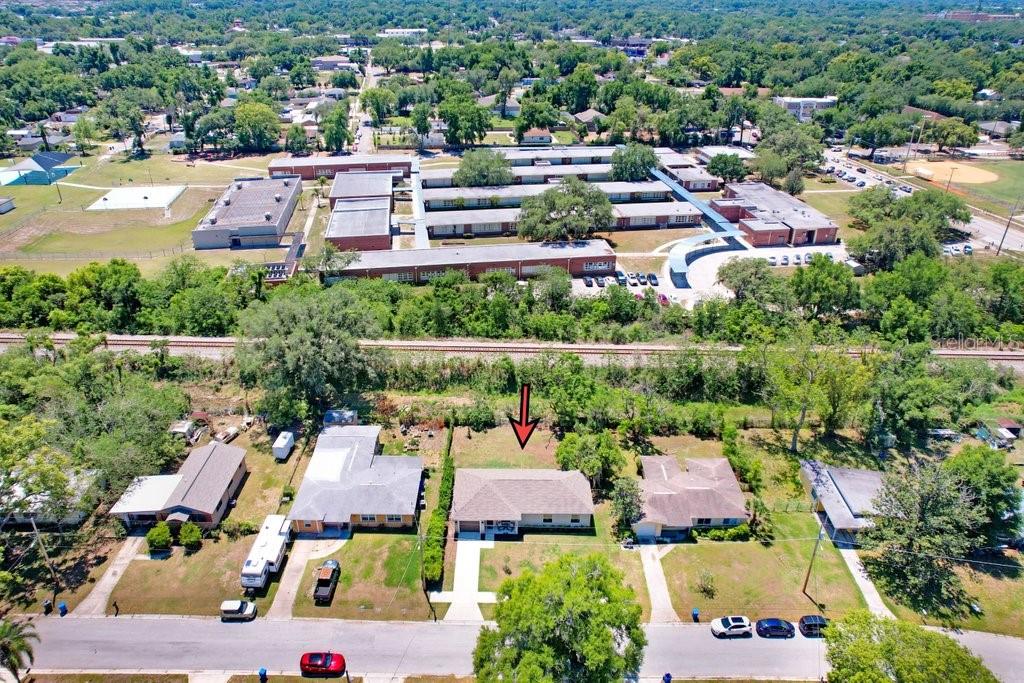 Image 27 of 38 For 618 Oak Ridge Drive