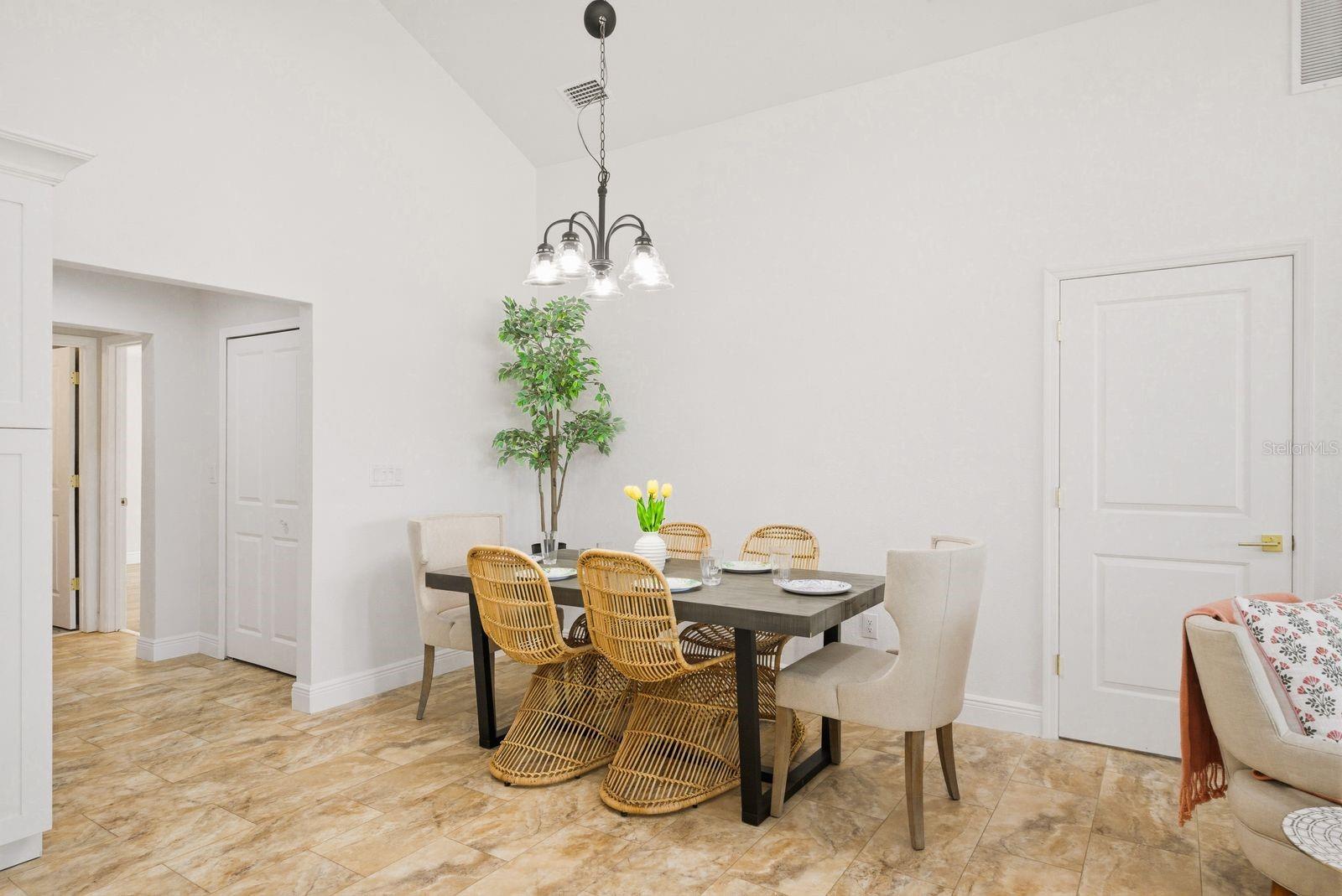 Image 17 of 36 For 6510 23rd Avenue