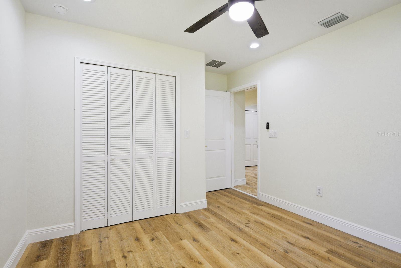 Image 28 of 36 For 6510 23rd Avenue