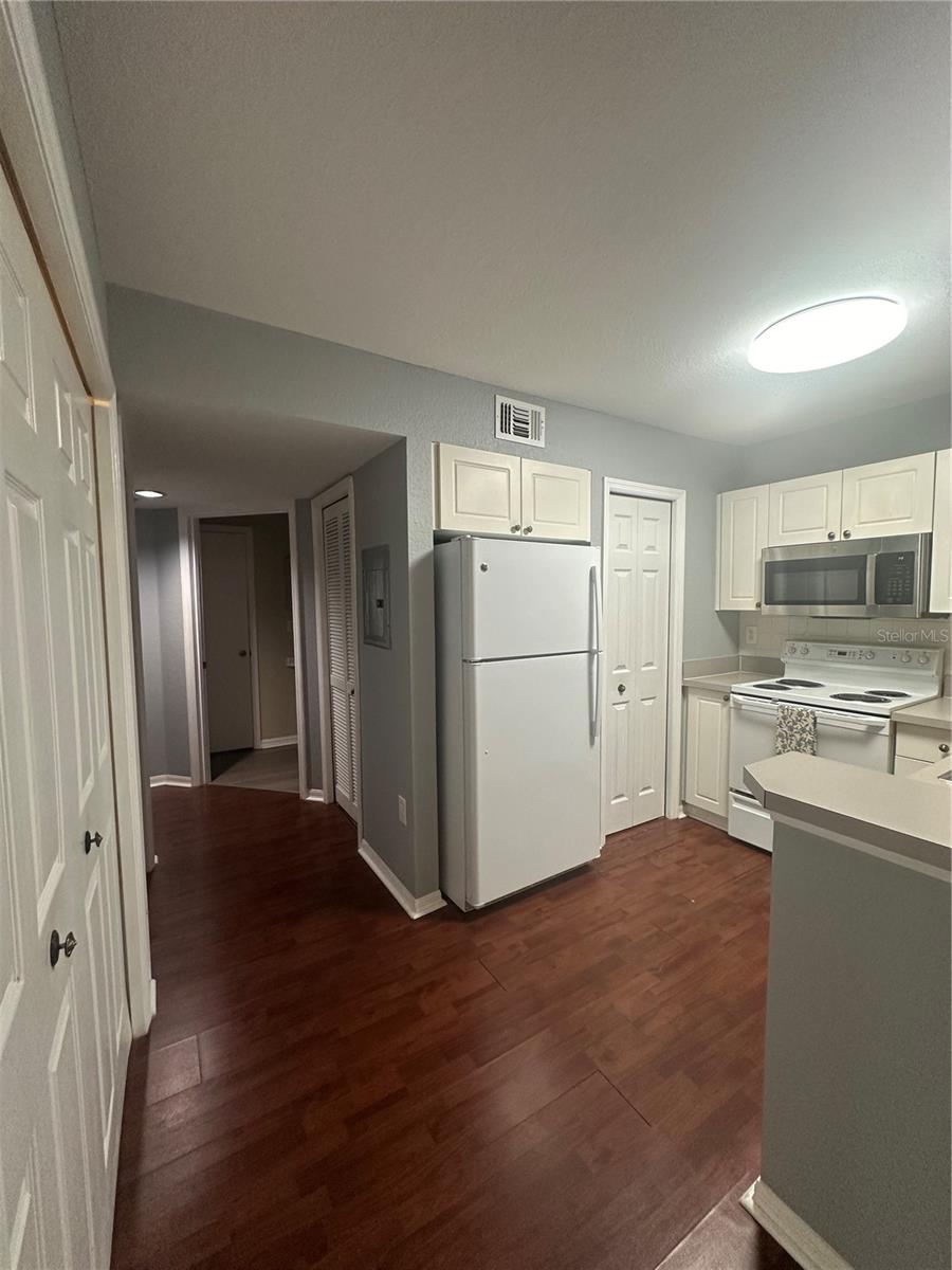 Image 11 of 25 For 18108 Peregines Perch Place 7109