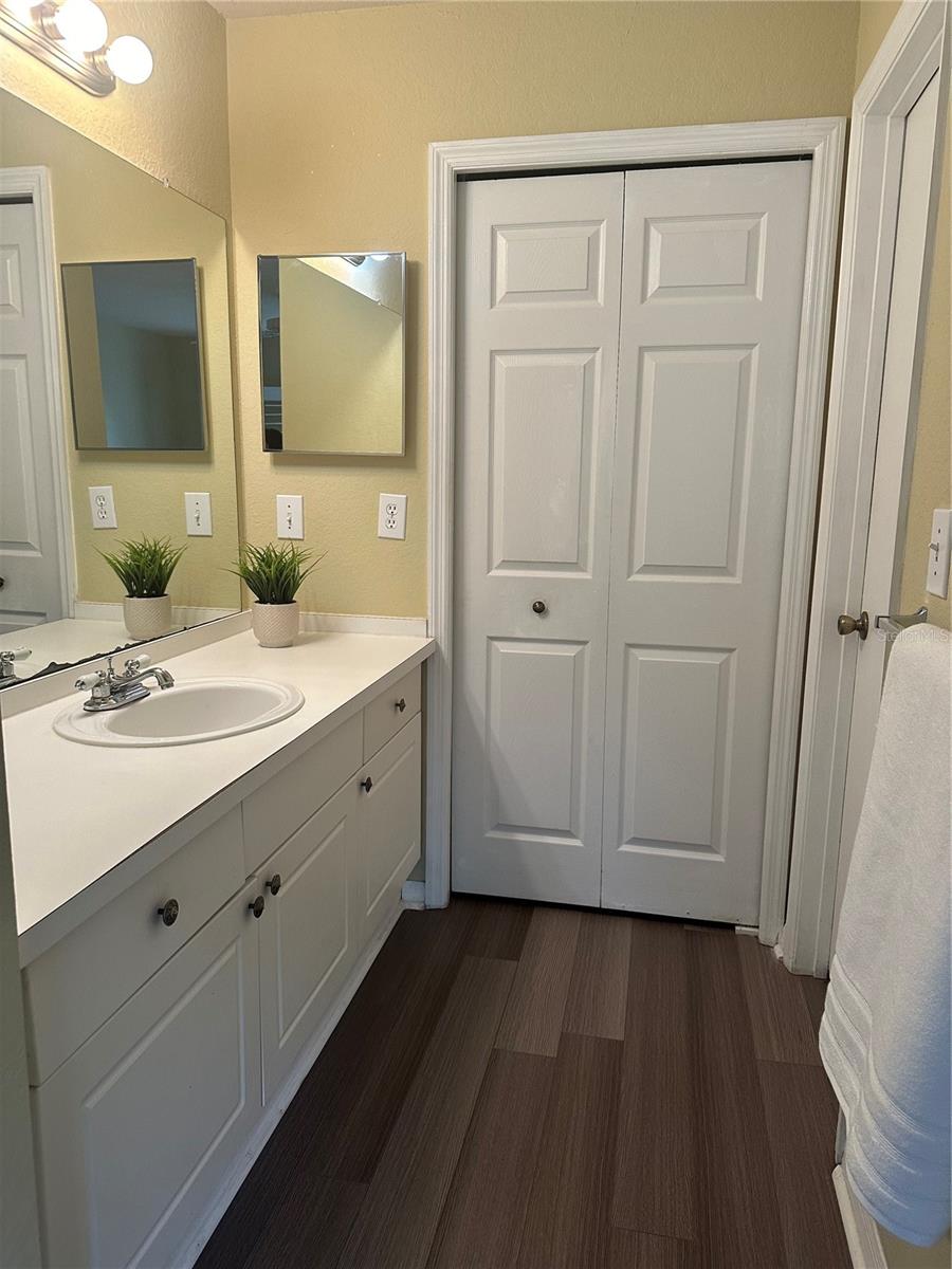 Image 21 of 25 For 18108 Peregines Perch Place 7109