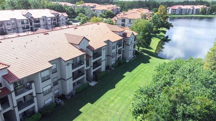 Image 24 of 25 For 18108 Peregines Perch Place 7109