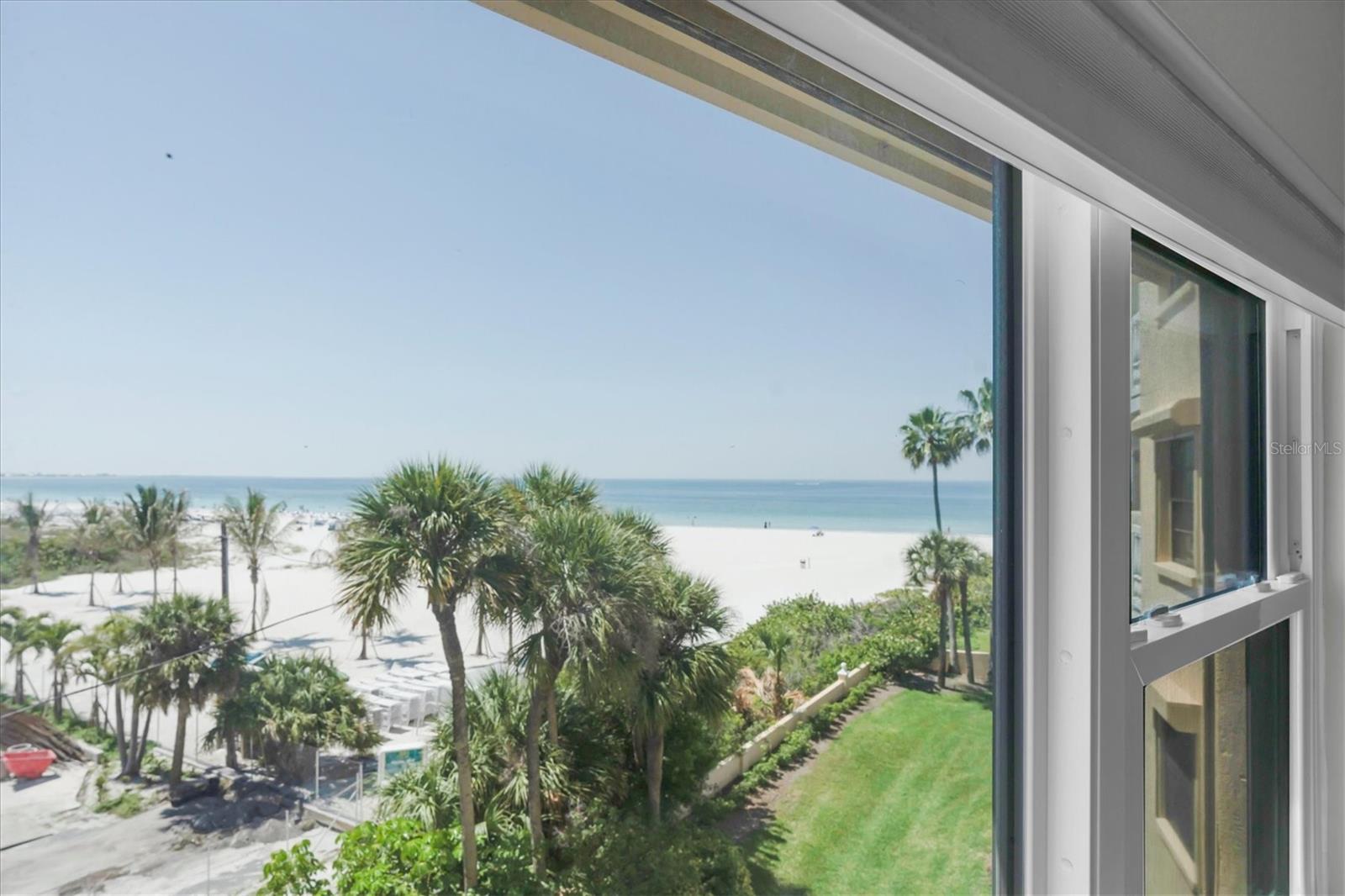 Image 10 of 58 For 6500 Sunset Way 316