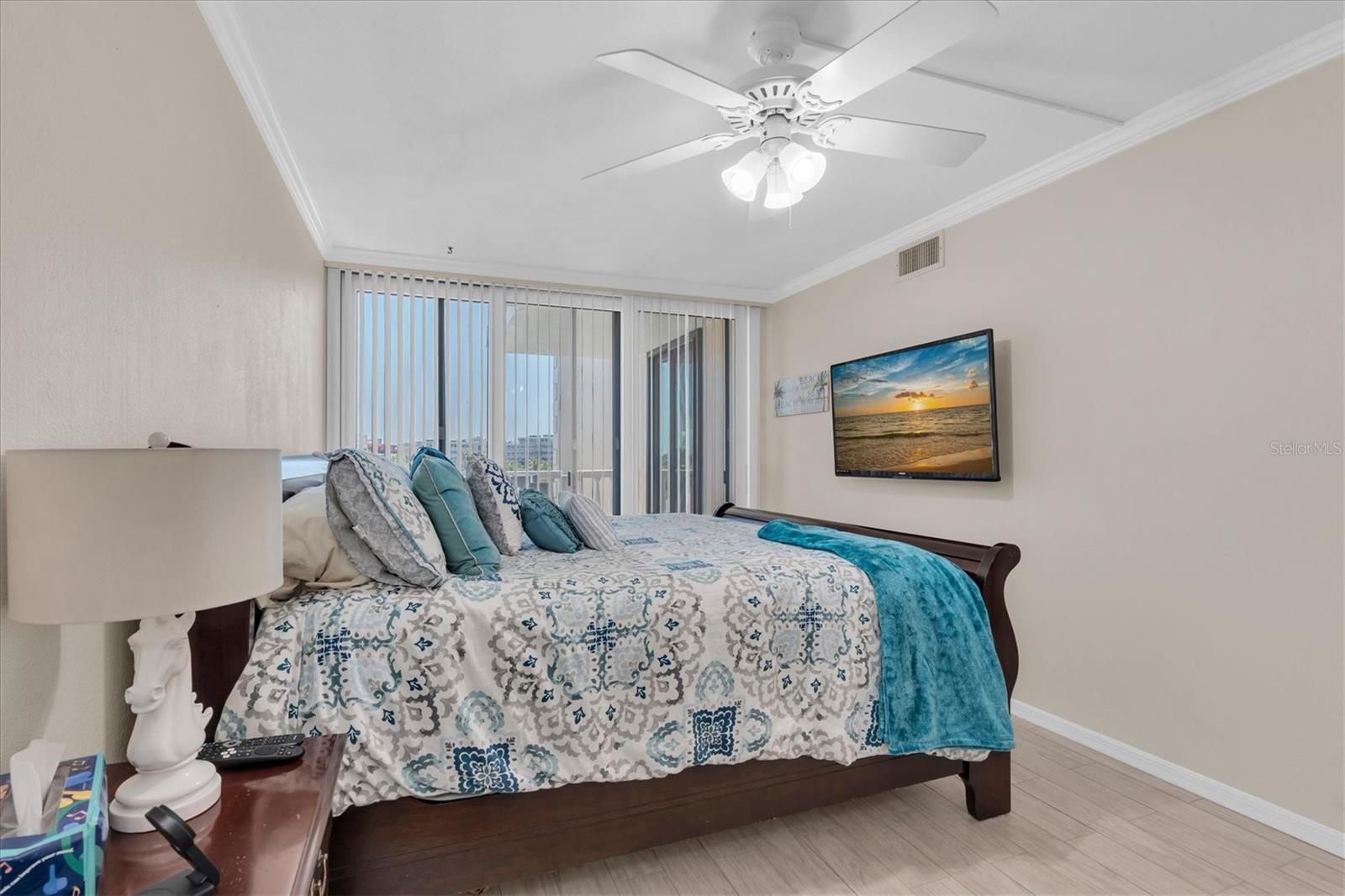 Image 30 of 58 For 6500 Sunset Way 316