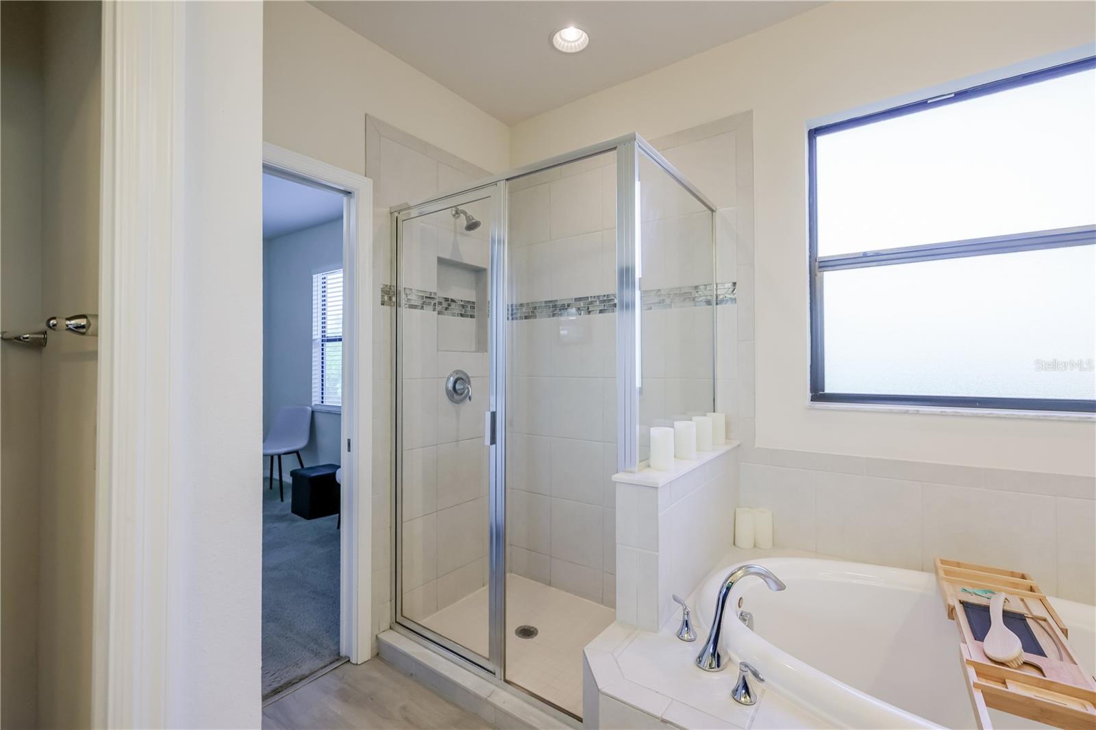 Image 24 of 30 For 4868 Wandering Way