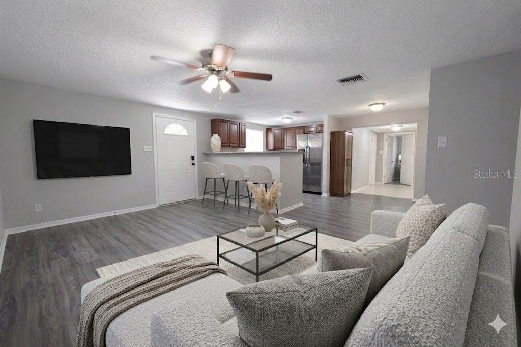 Image 3 of 16 For 307 Woodlawn Avenue