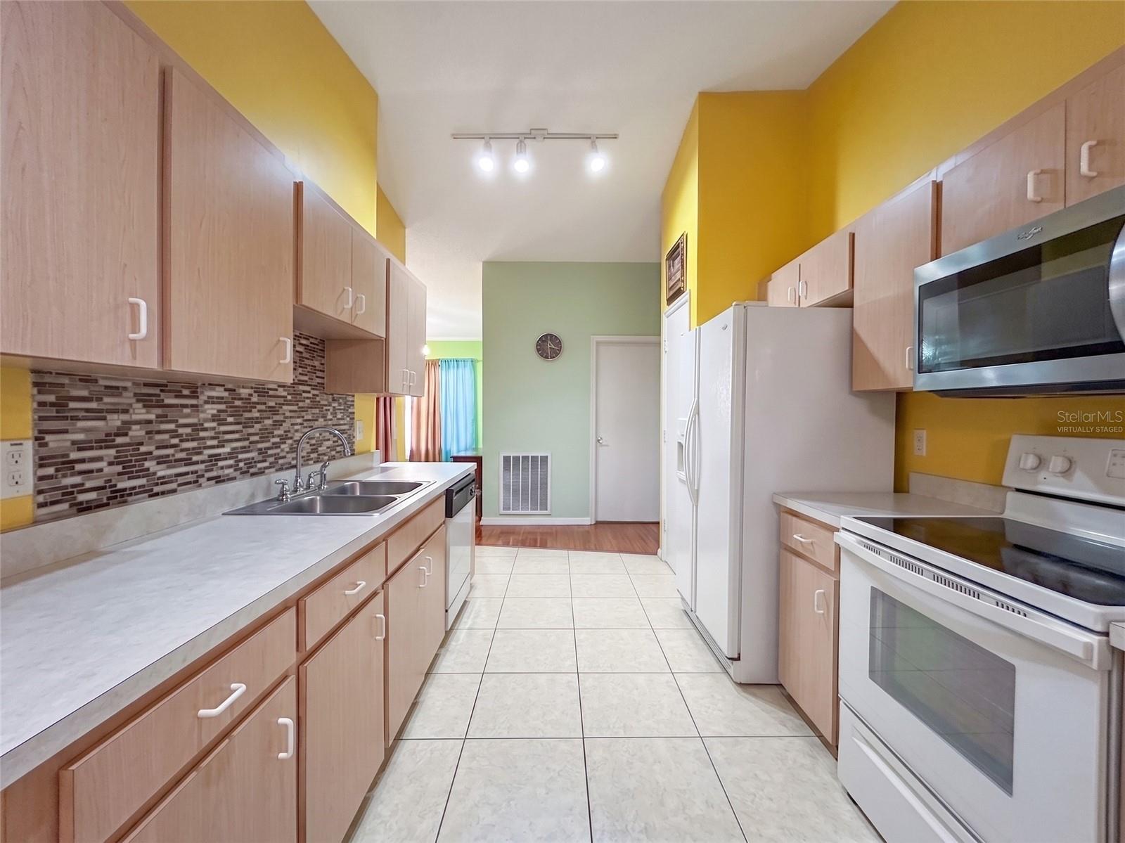 Image 2 of 18 For 7967 Apple Blossom Drive