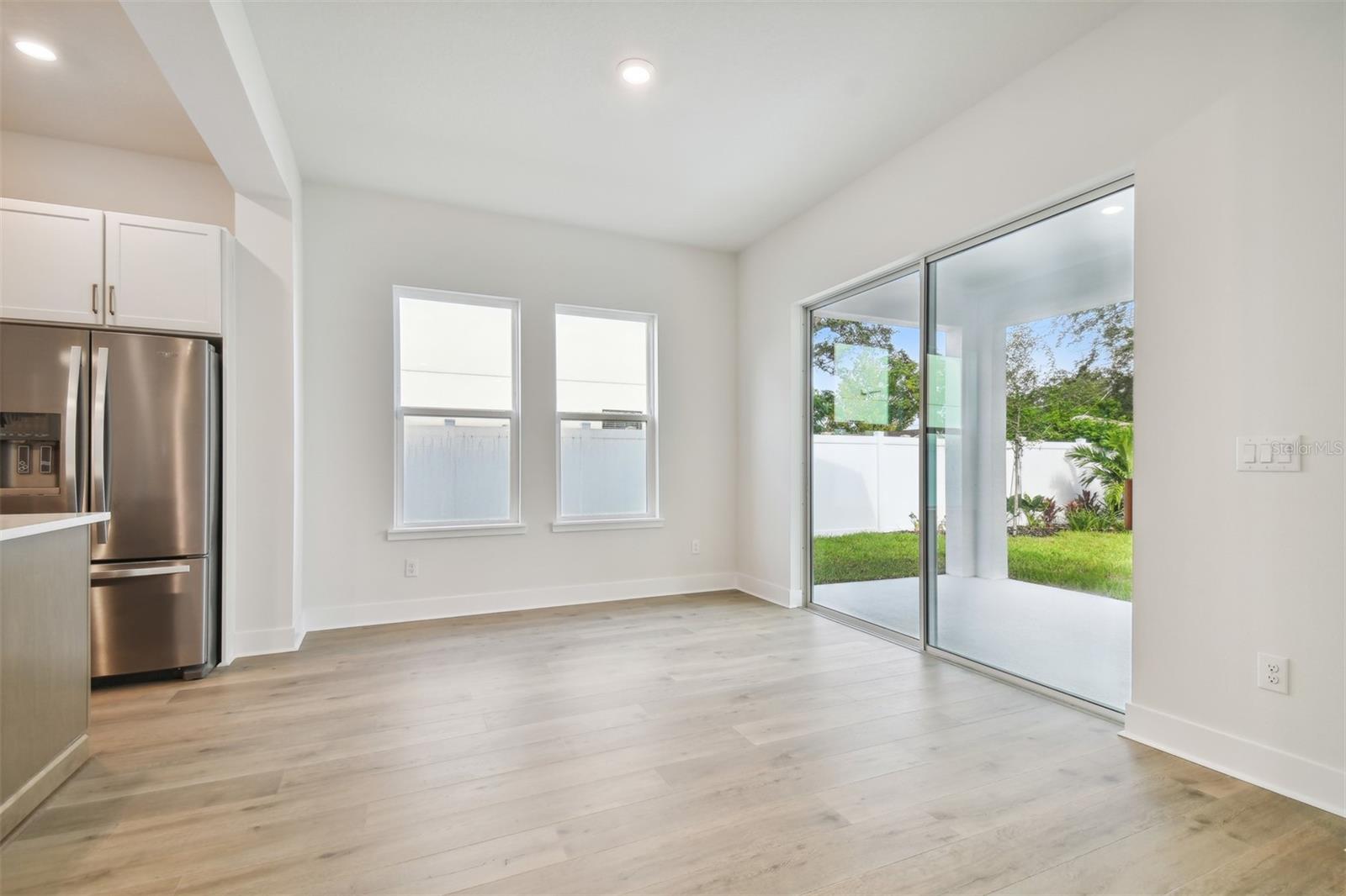 Image 7 of 12 For 812 Orient Street