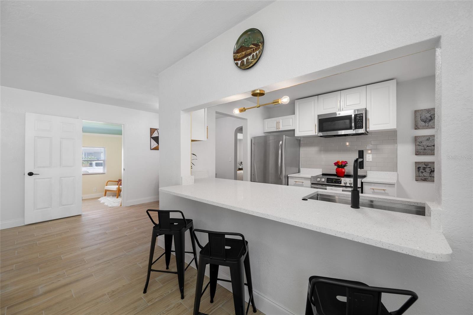 Image 13 of 55 For 821 19th Avenue S