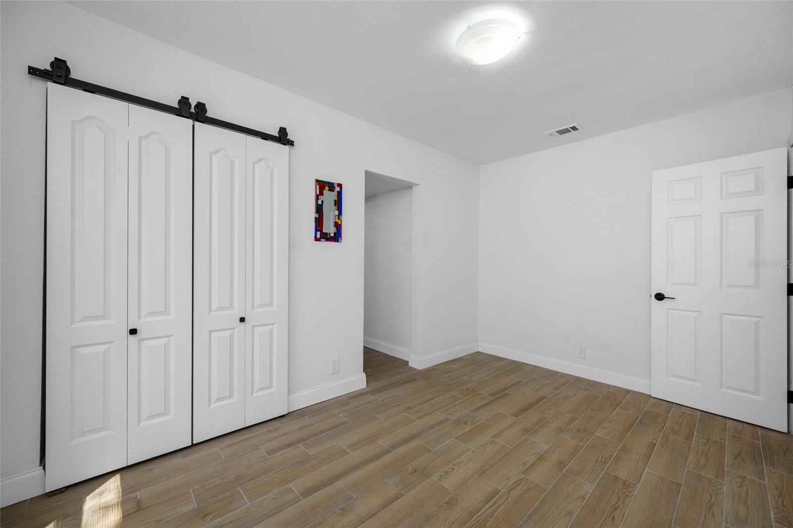 Image 26 of 55 For 821 19th Avenue S