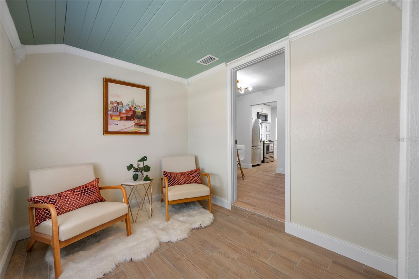 Image 38 of 55 For 821 19th Avenue S