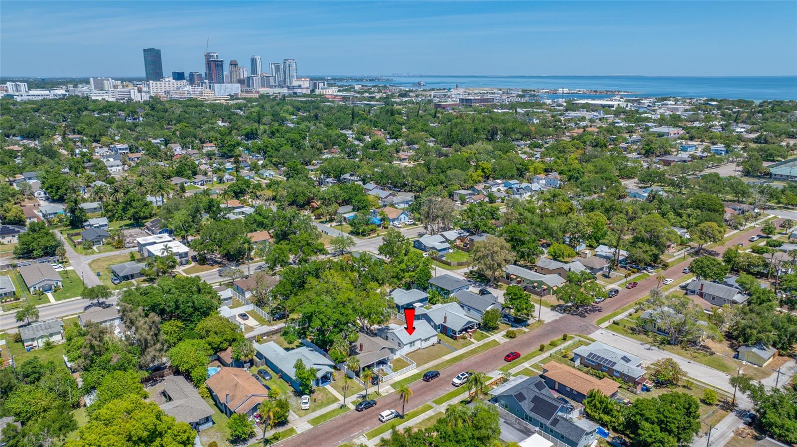 Image 4 of 55 For 821 19th Avenue S