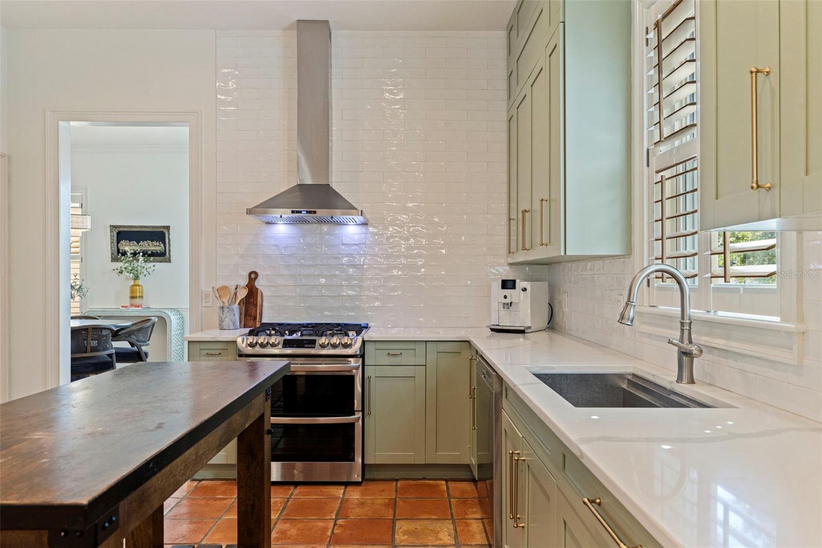 Image 17 of 74 For 6509 Stonington Drive S