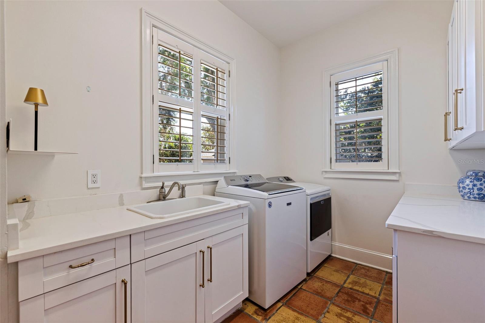 Image 23 of 74 For 6509 Stonington Drive S