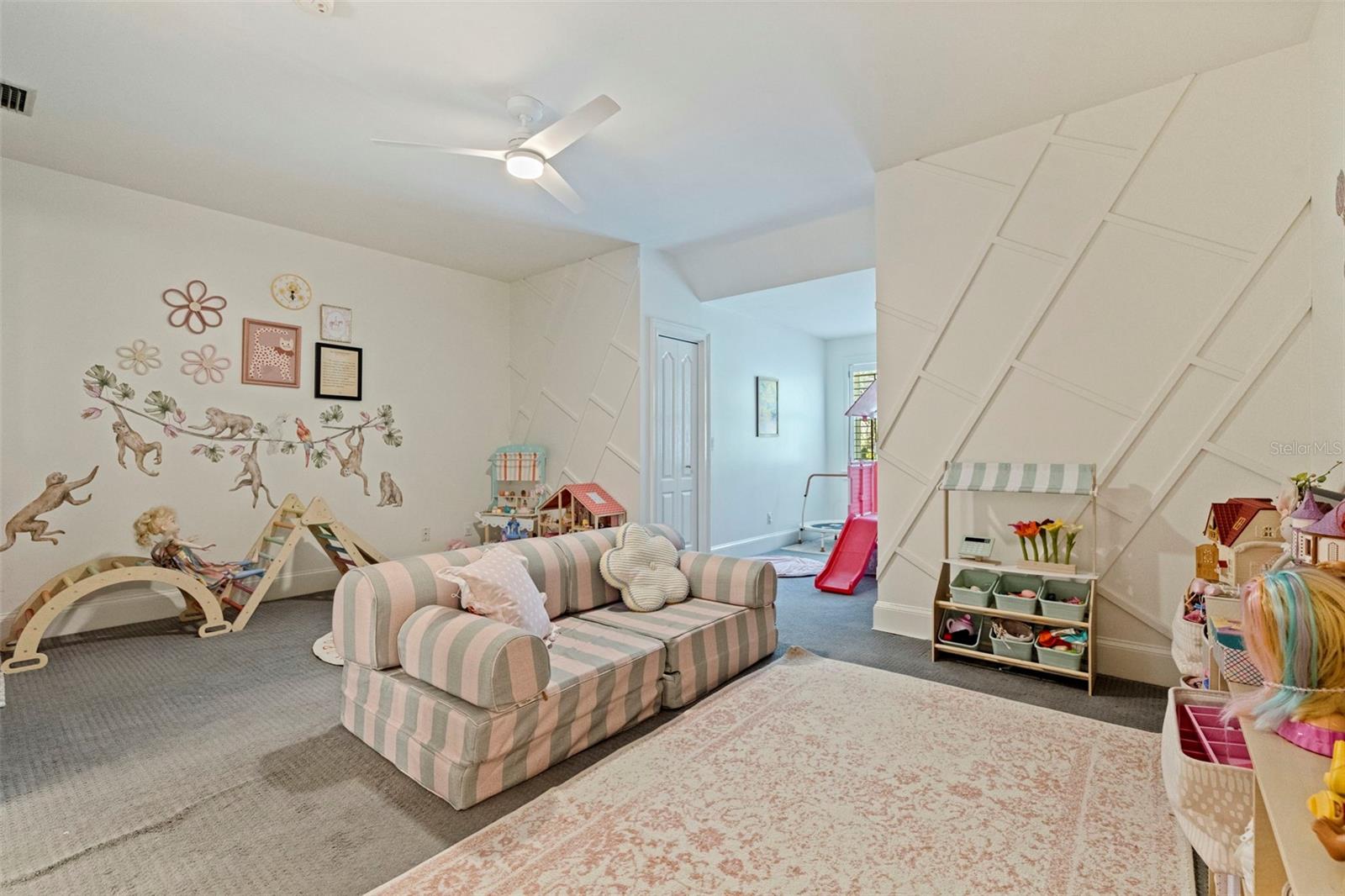 Image 42 of 74 For 6509 Stonington Drive S