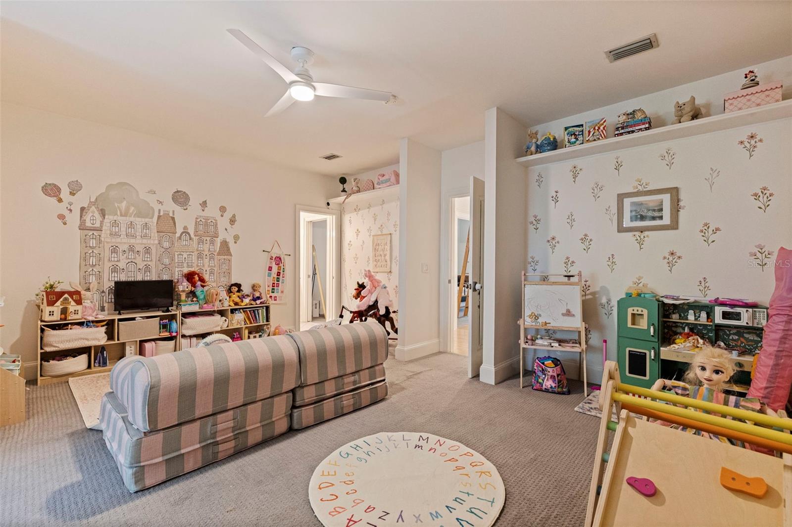 Image 43 of 74 For 6509 Stonington Drive S