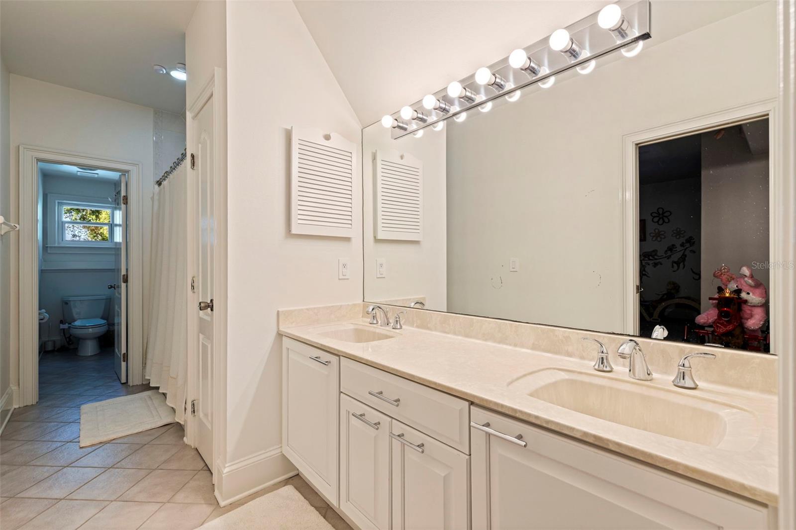 Image 48 of 74 For 6509 Stonington Drive S