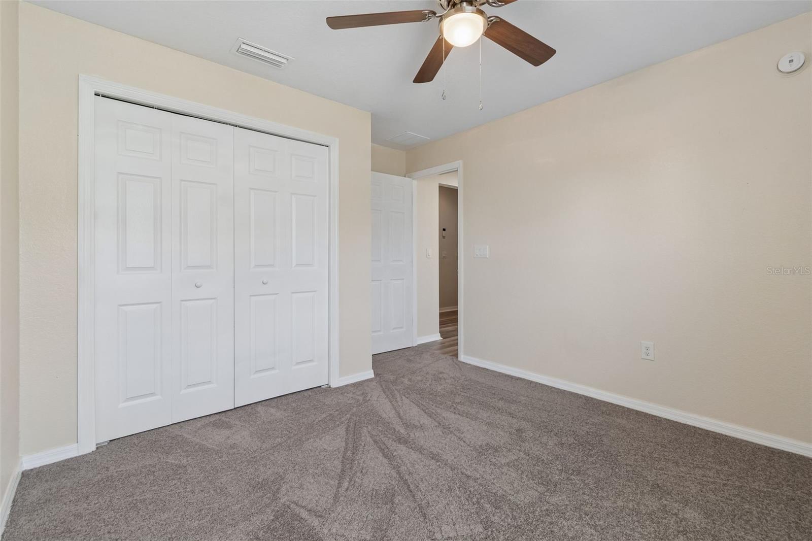 Image 15 of 27 For 3042 Grand Preserve Boulevard