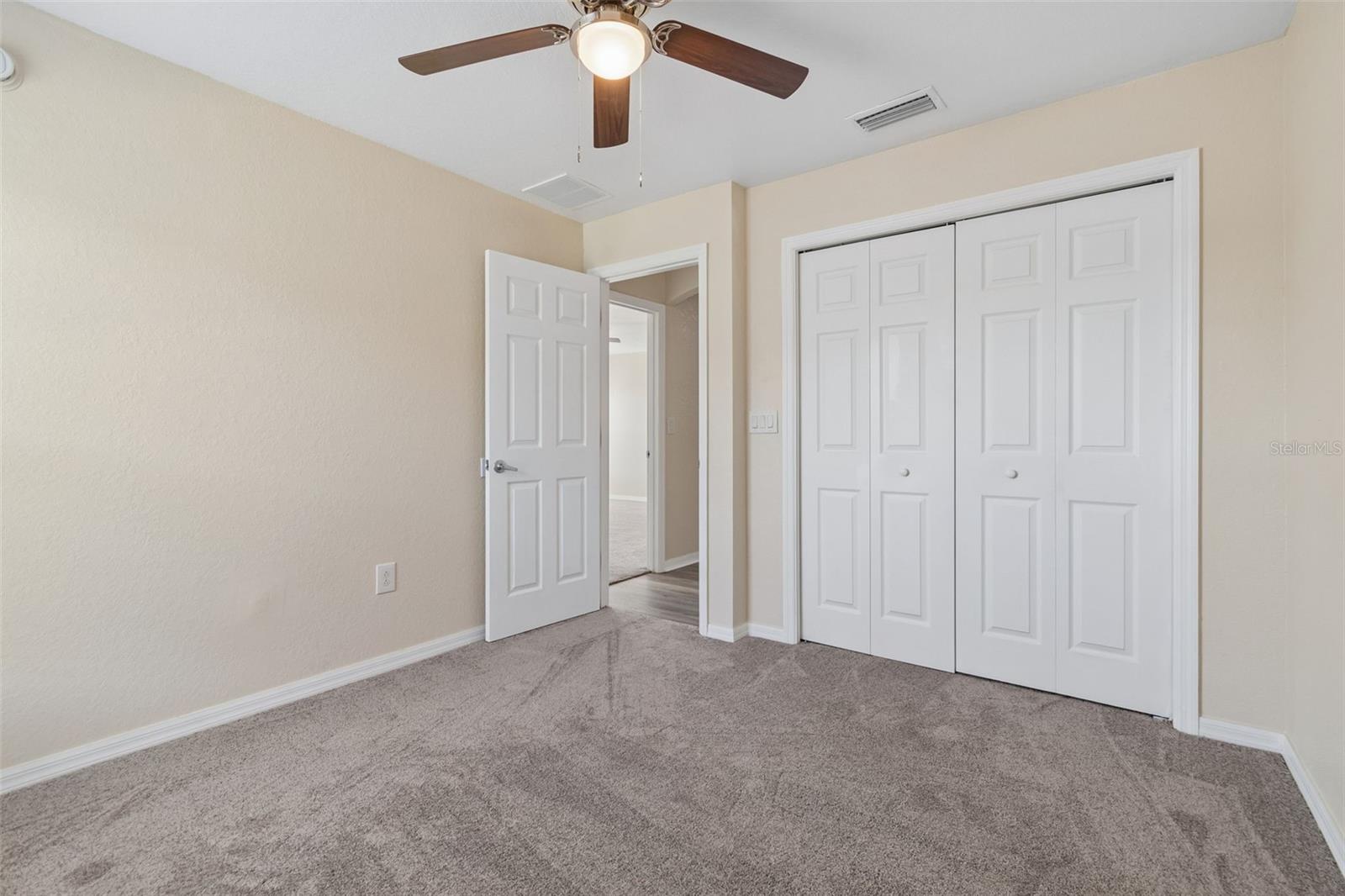 Image 16 of 27 For 3042 Grand Preserve Boulevard