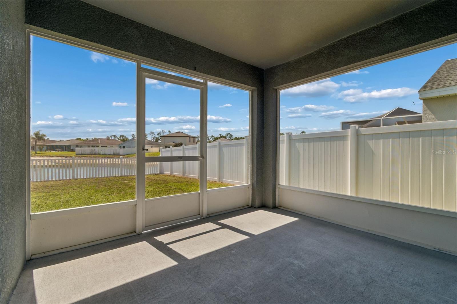 Image 21 of 27 For 3042 Grand Preserve Boulevard