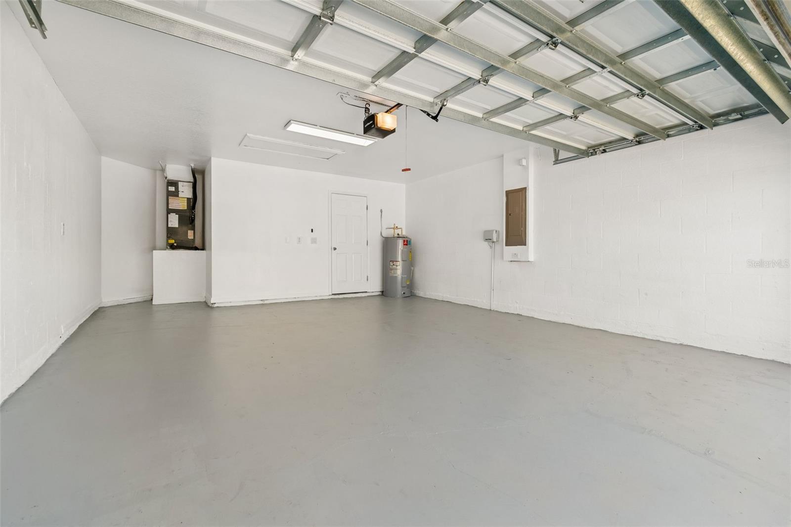 Image 22 of 27 For 3042 Grand Preserve Boulevard