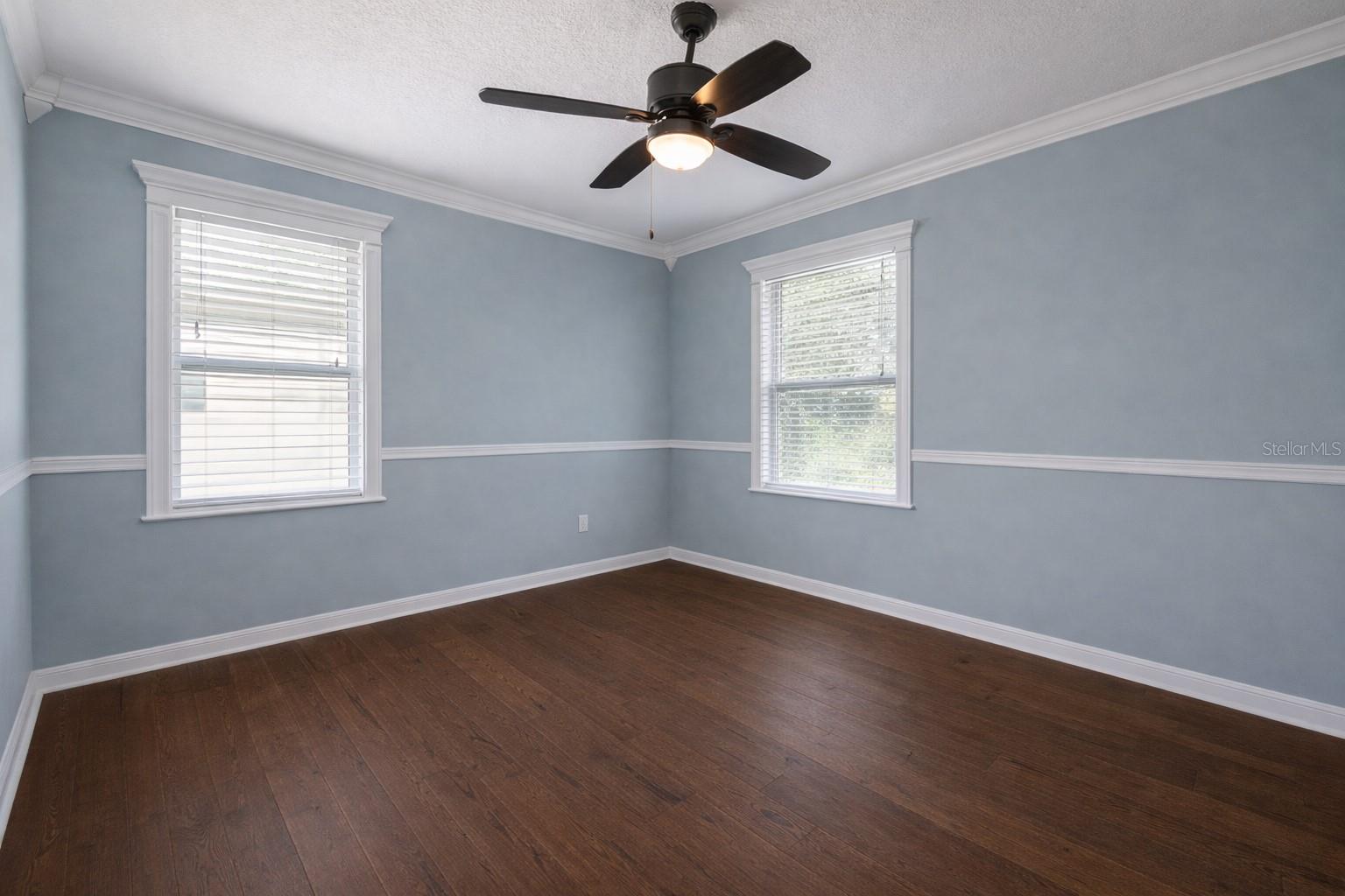 Image 12 of 23 For 18907 Randall Place