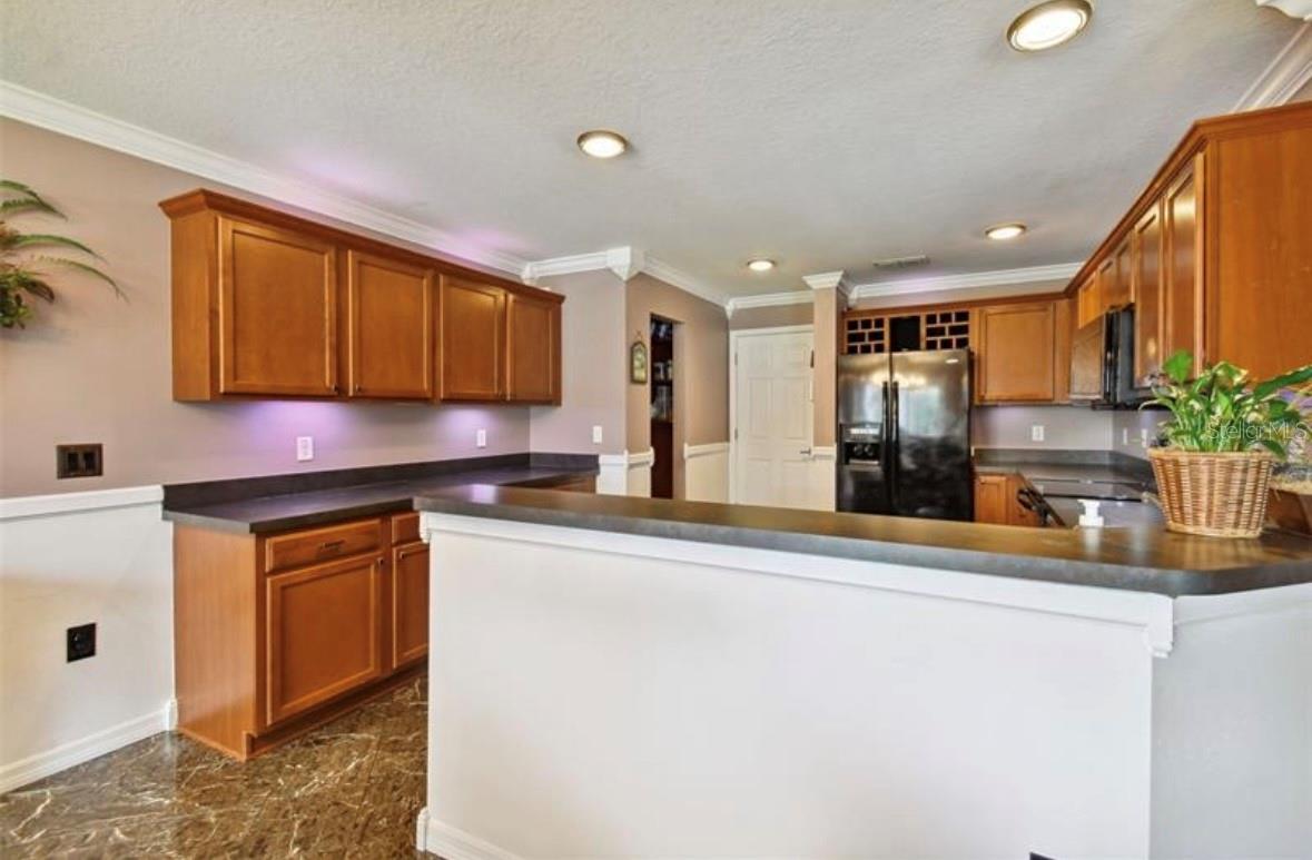 Image 8 of 23 For 18907 Randall Place