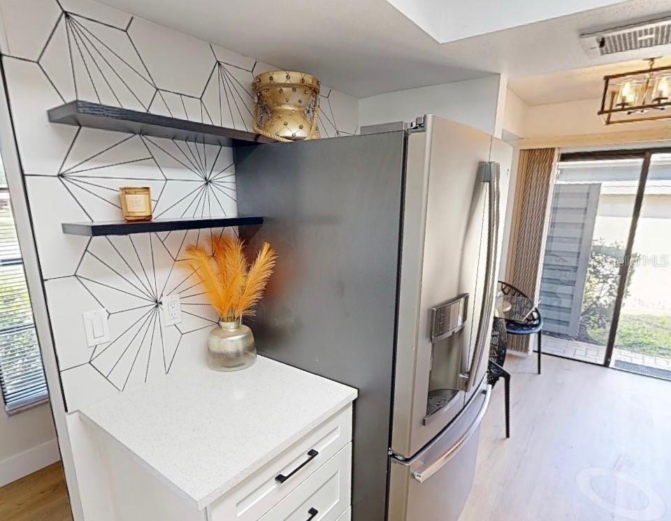 Image 10 of 41 For 3151 Landmark Drive 115