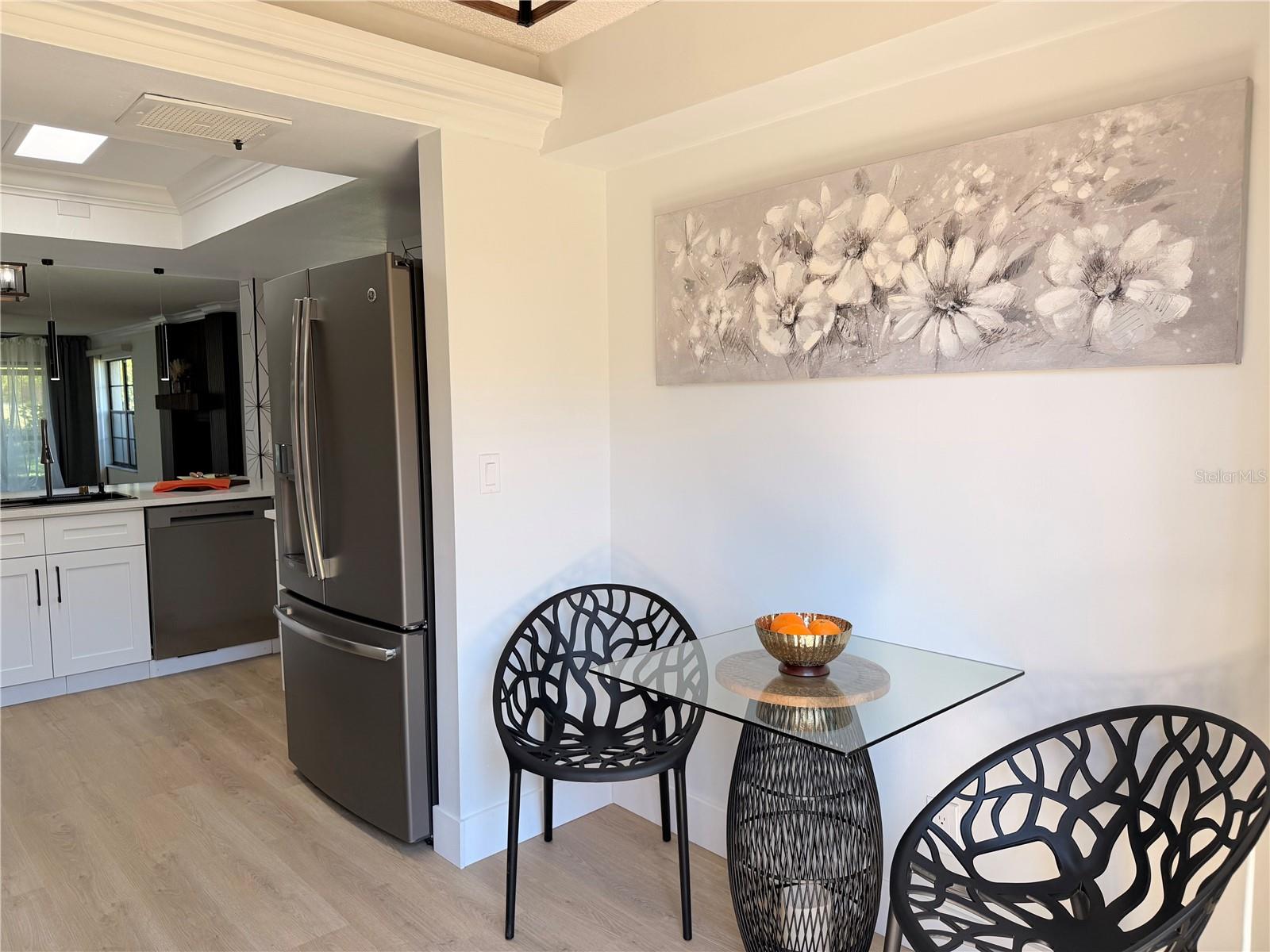 Image 12 of 41 For 3151 Landmark Drive 115