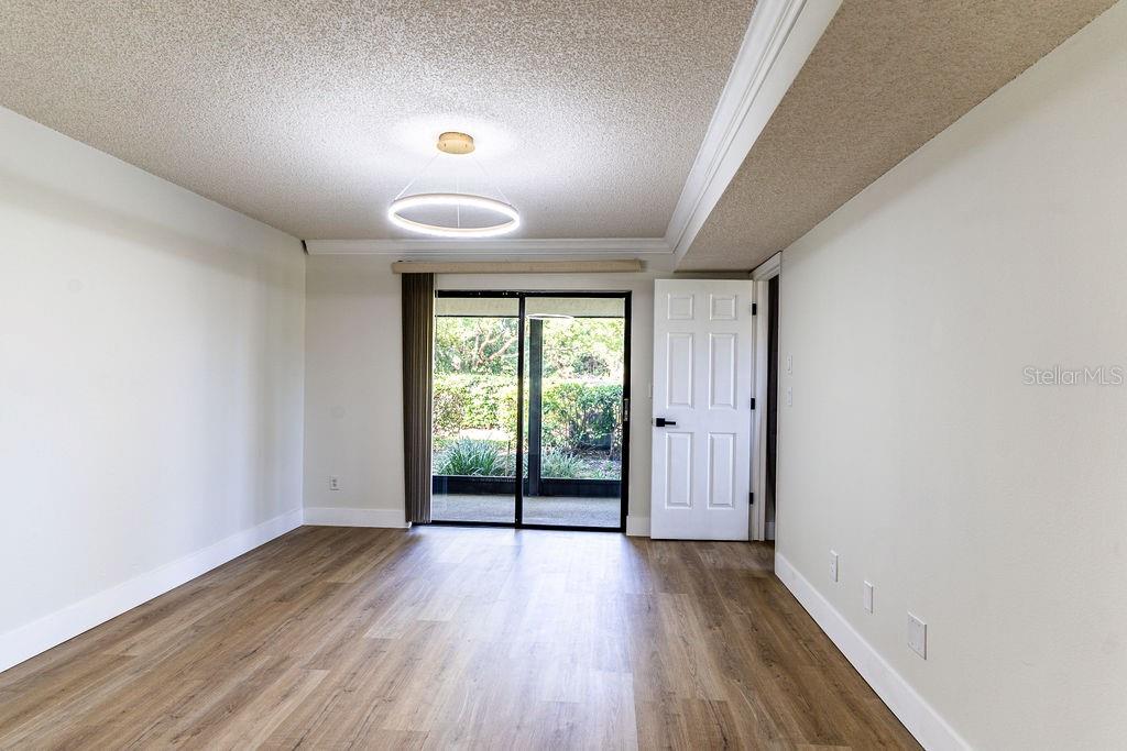 Image 15 of 41 For 3151 Landmark Drive 115