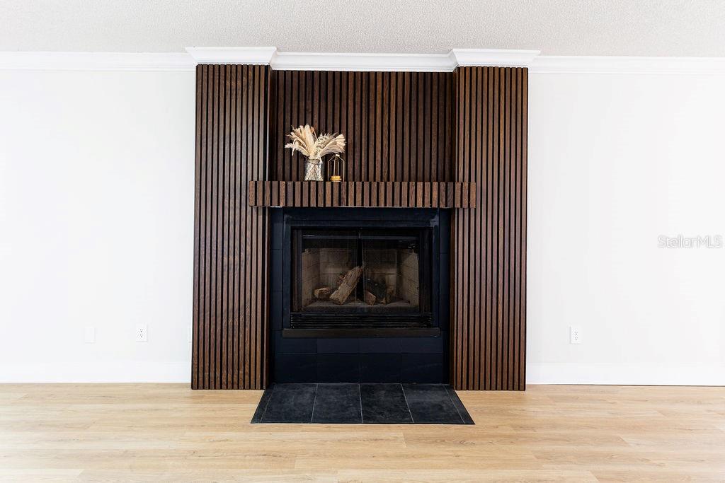 Image 5 of 41 For 3151 Landmark Drive 115