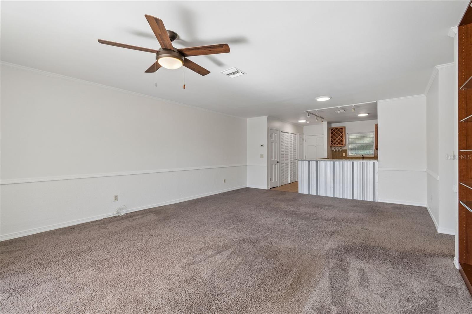 Image 14 of 52 For 10314 Carrollwood Court 56