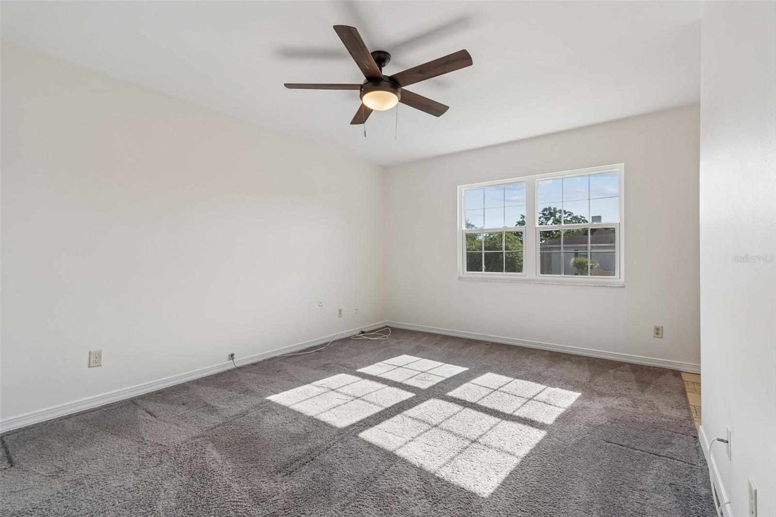 Image 16 of 52 For 10314 Carrollwood Court 56