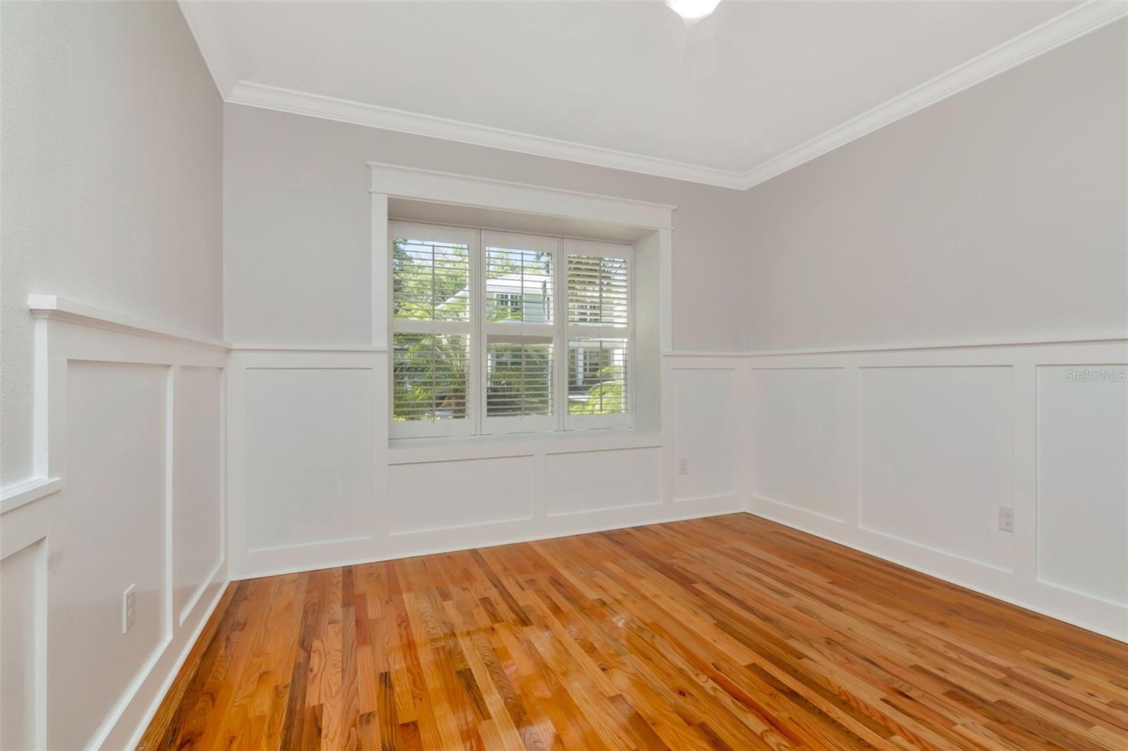 Image 16 of 43 For 3113 Oakellar Avenue