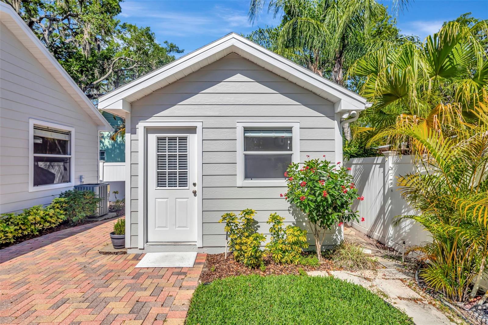 Image 37 of 43 For 3113 Oakellar Avenue