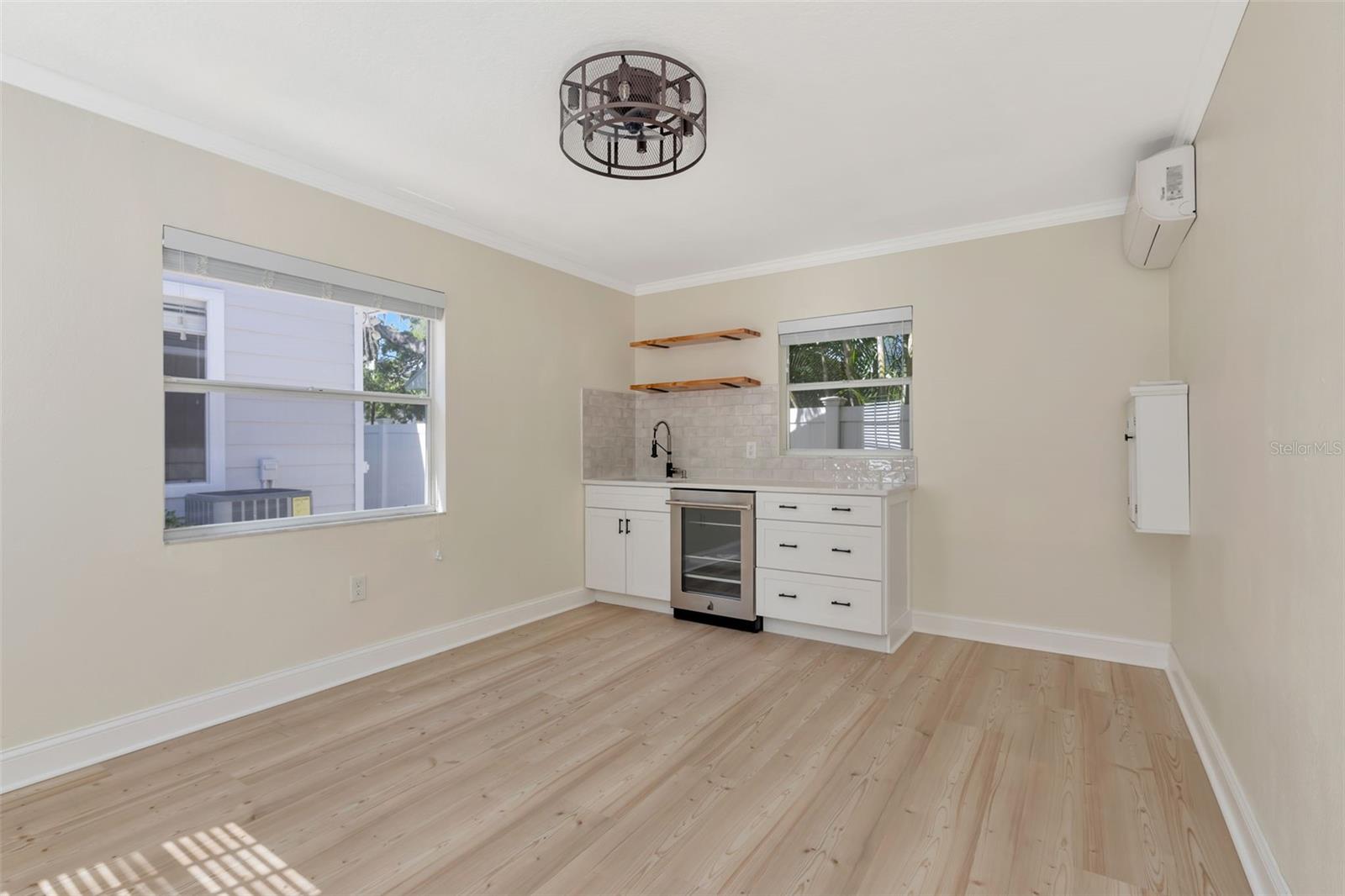 Image 40 of 43 For 3113 Oakellar Avenue