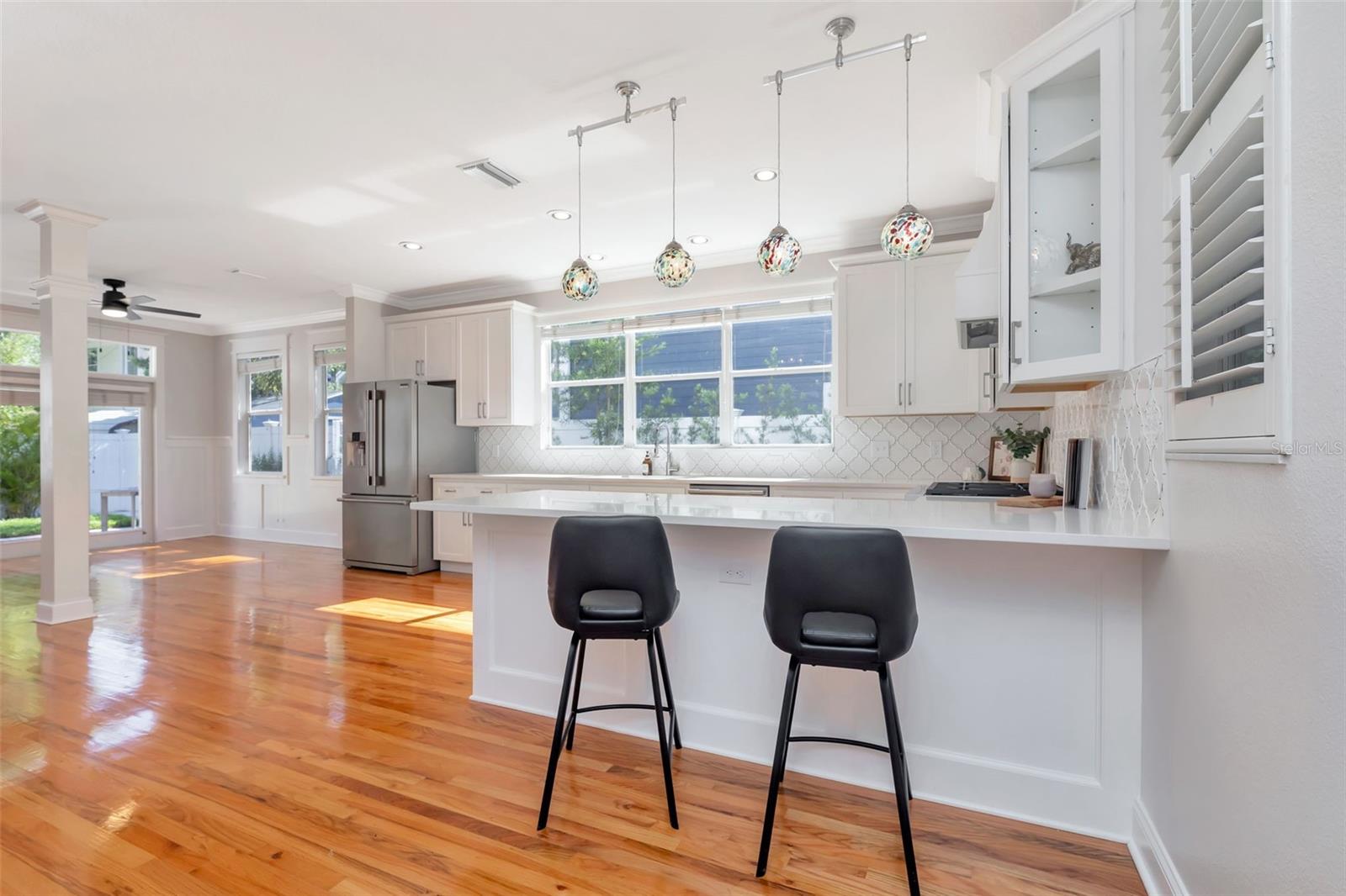 Image 6 of 43 For 3113 Oakellar Avenue