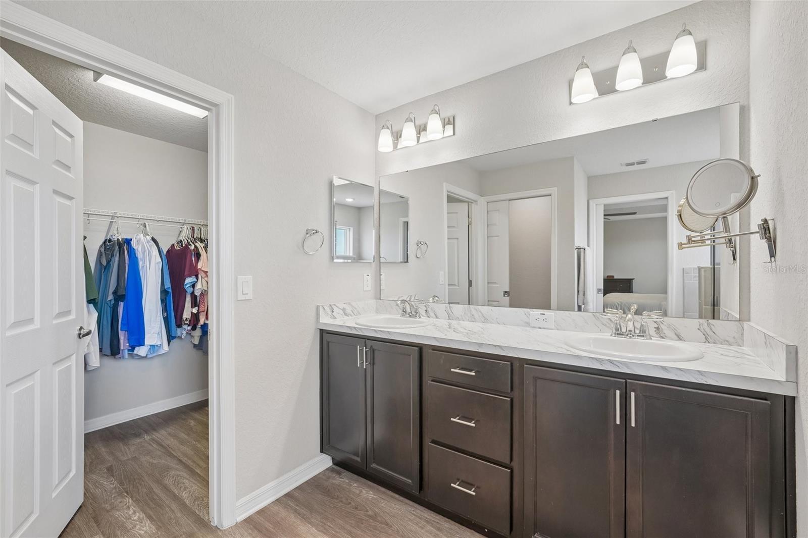 Image 16 of 31 For 11863 Stone Pine Street