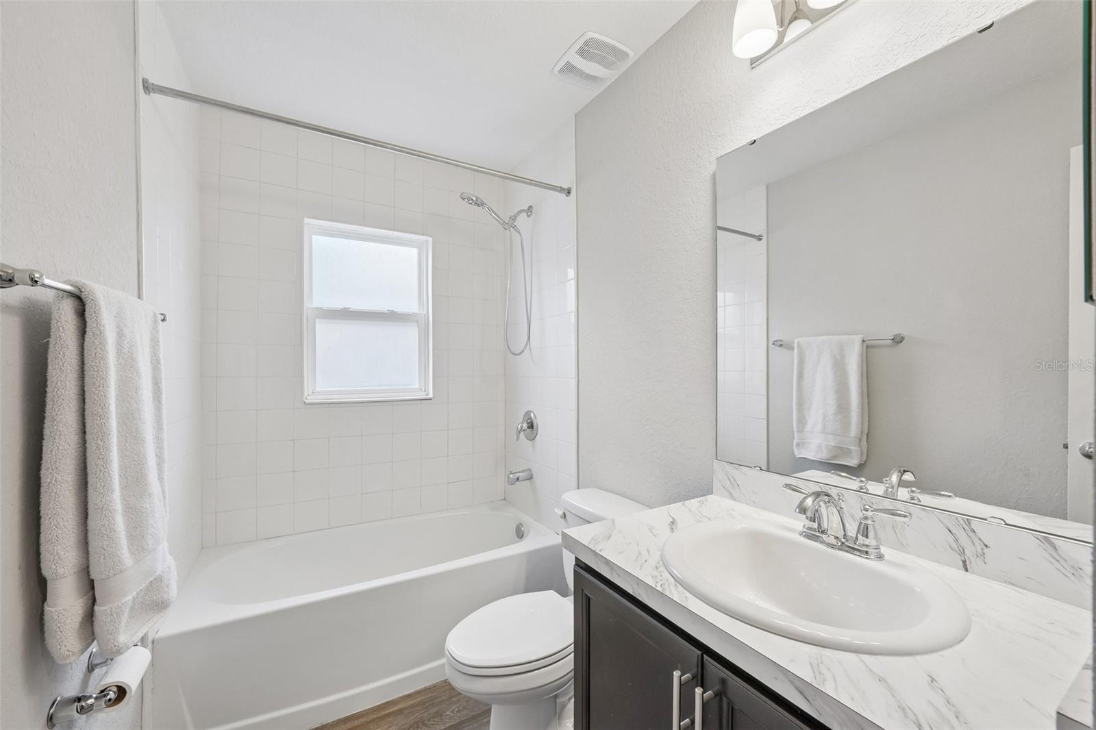 Image 18 of 31 For 11863 Stone Pine Street