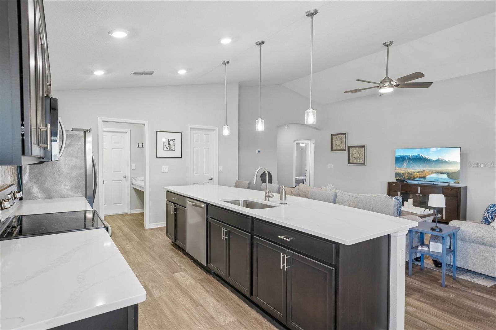 Image 9 of 31 For 11863 Stone Pine Street