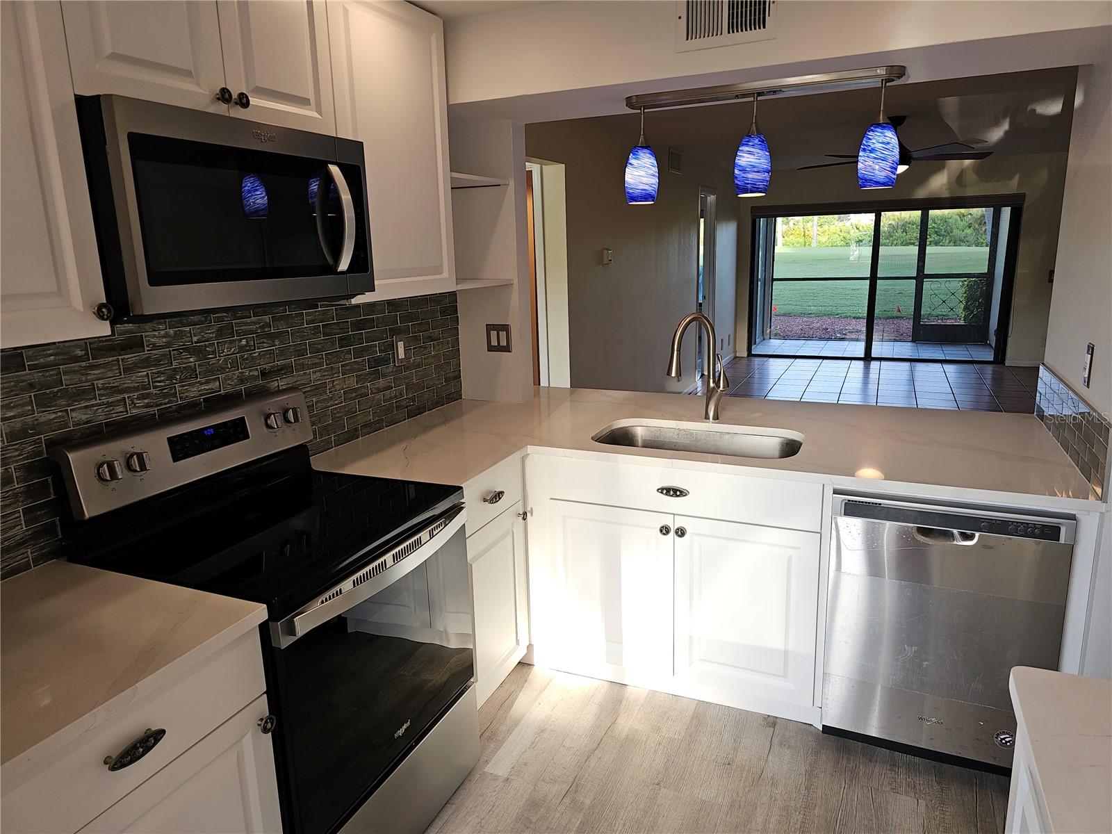 Image 3 of 28 For 6343 Palma Del Mar Boulevard S 126